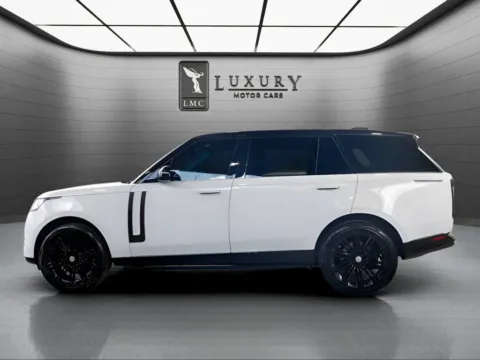More photos of 2023 Land Rover Range Rover SE at Luxury Motor Cars, NJ