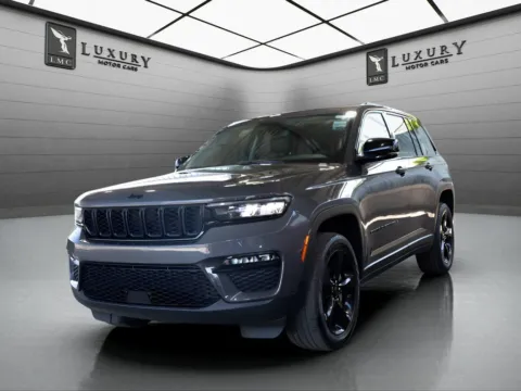 More photos of 2023 Jeep Grand Cherokee Limited at Luxury Motor Cars, NJ