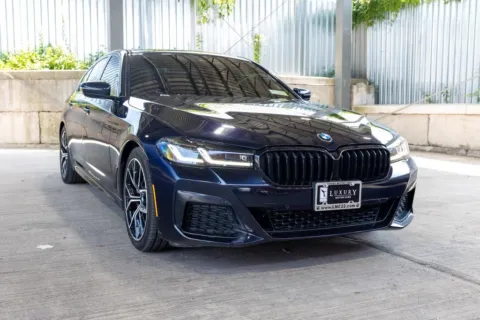 Black 2022 BMW 5 Series 530i xDrive for sale in Hillside, NJ