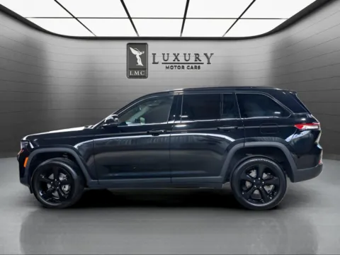 More photos of 2023 Jeep Grand Cherokee Limited at Luxury Motor Cars, NJ