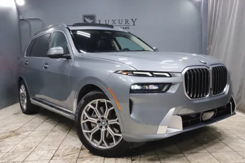 Gray 2023 BMW X7 xDrive40i for sale in Hillside, NJ