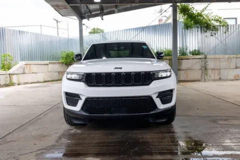 Another view of 2023 Jeep Grand Cherokee Altitude for sale in Hillside, NJ at Luxury Motor Cars