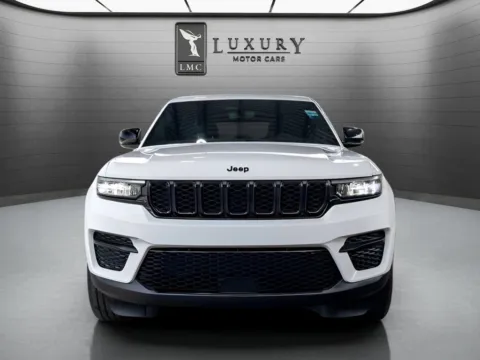Another view of 2023 Jeep Grand Cherokee Altitude for sale in Hillside, NJ at Luxury Motor Cars