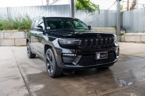 Black 2024 Jeep Grand Cherokee Limited for sale in Hillside, NJ
