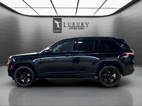 More photos of 2023 Jeep Grand Cherokee Limited at Luxury Motor Cars, NJ