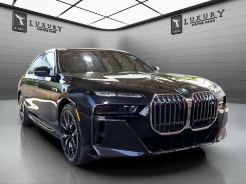 Black 2024 BMW i7 M70 for sale in Hillside, NJ