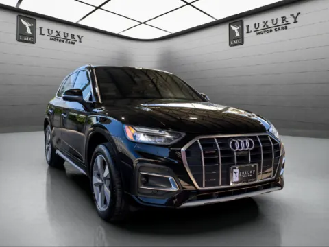Black 2023 Audi Q5 Premium Plus for sale in Hillside, NJ