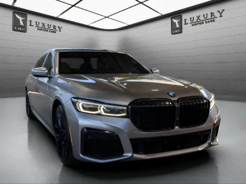 Gray 2022 BMW 7 Series 750i xDrive for sale in Hillside, NJ