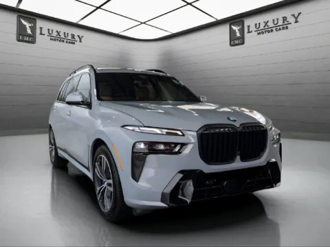 Gray 2024 BMW X7 xDrive40i for sale in Hillside, NJ