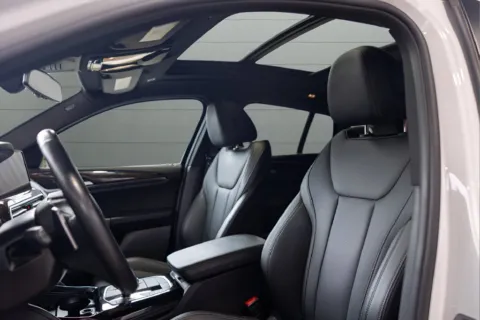 Photos of 2024 BMW X4 xDrive30i for sale in Hillside, NJ at Luxury Motor Cars