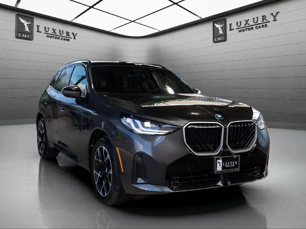 2026 BMW X3 30