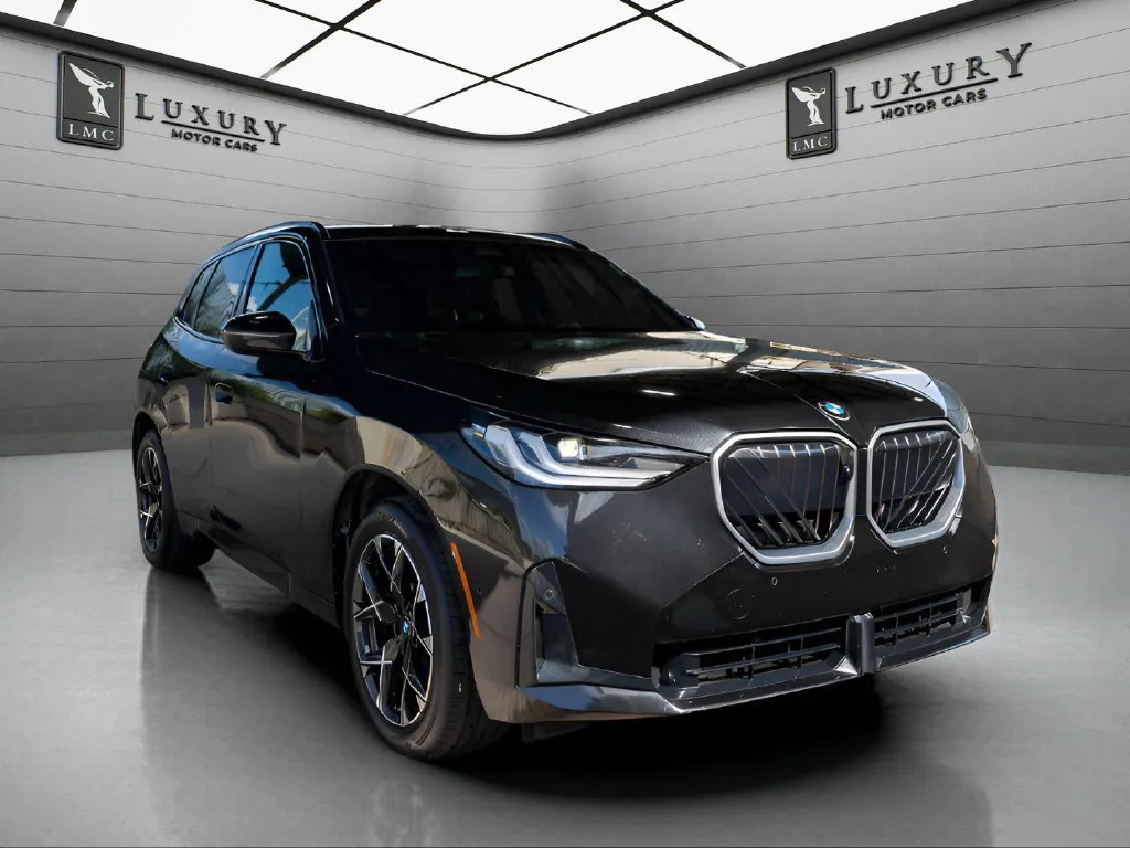 2025 BMW X3 30