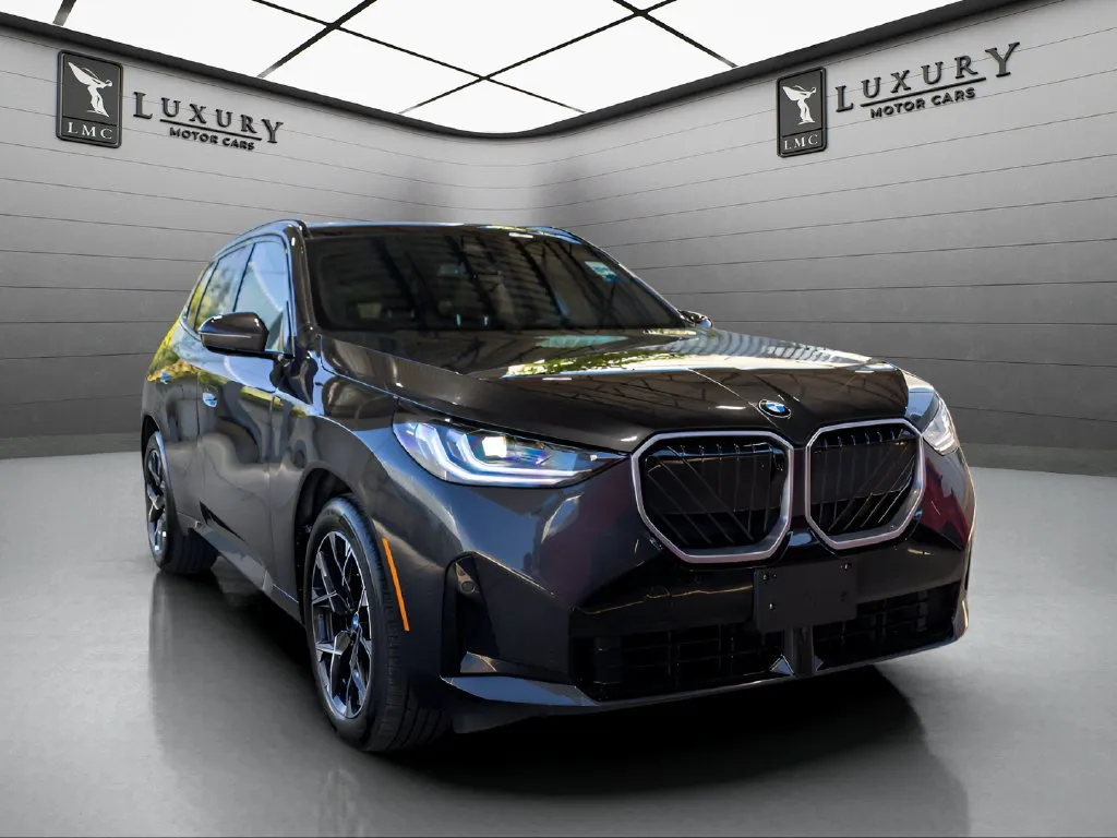 2026 BMW X3 30