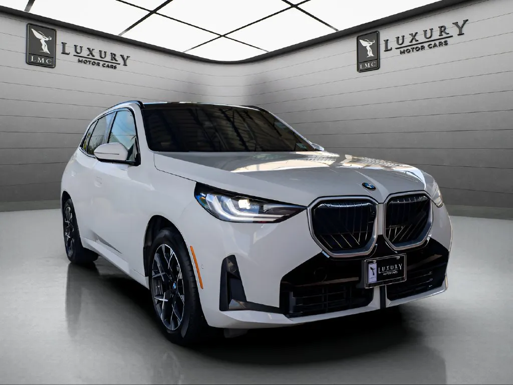 2026 BMW X3 30