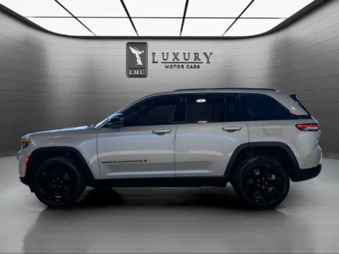More photos of 2023 Jeep Grand Cherokee Altitude X at Luxury Motor Cars, NJ