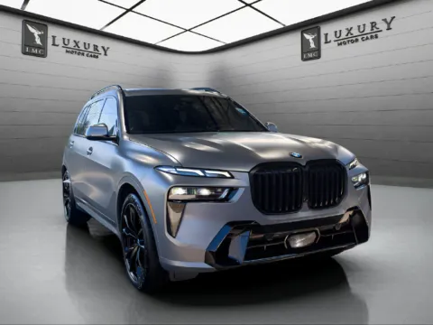 Gray 2023 BMW X7 xDrive40i for sale in Hillside, NJ