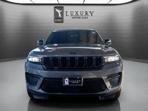 Another view of 2023 Jeep Grand Cherokee Altitude for sale in Hillside, NJ at Luxury Motor Cars