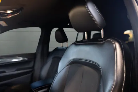 Photos of 2023 Jeep Grand Cherokee Altitude for sale in Hillside, NJ at Luxury Motor Cars