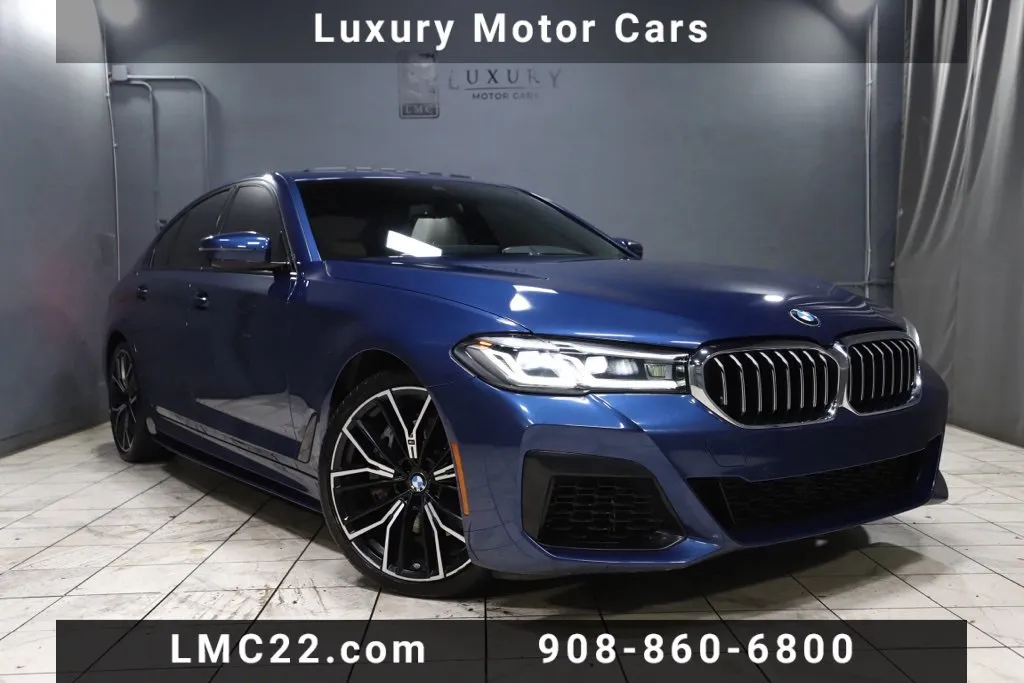 Used 2021 BMW 5 Series 540i for sale in Hillside, NJ at Luxury