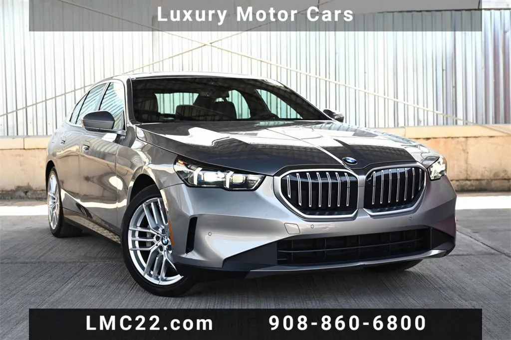 2024 BMW 5 Series 530i for sale in Hillside, NJ