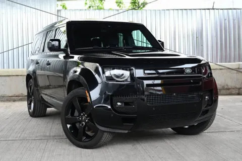 Black 2023 Land Rover Defender X-Dynamic SE for sale in Hillside, NJ