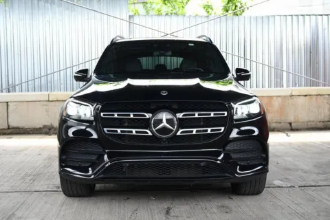 Photos of 2022 Mercedes-Benz GLS 450 for sale in Hillside, NJ at Luxury Motor Cars