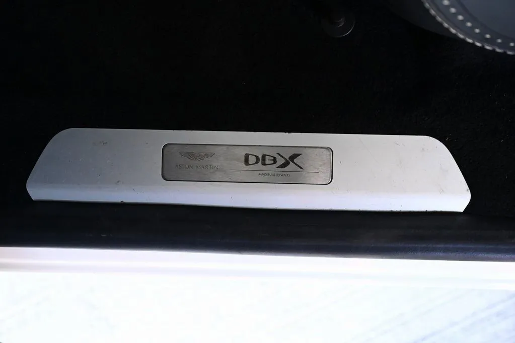 2021 Aston Martin DBX Base - Photo 15