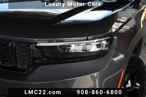 More photos of 2023 Jeep Grand Cherokee Altitude at Luxury Motor Cars, NJ