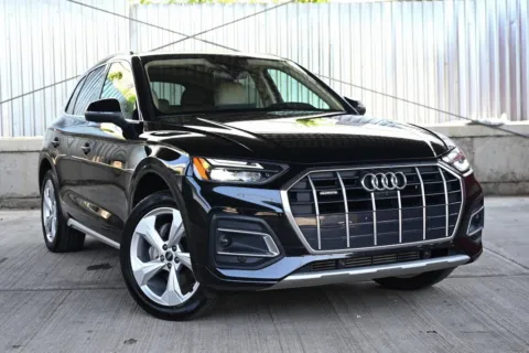 Black 2021 Audi Q5 Premium Plus for sale in Hillside, NJ