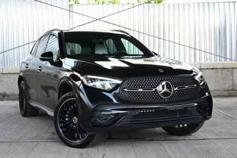 Black 2023 Mercedes-Benz GLC 300 for sale in Hillside, NJ