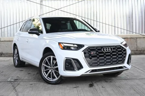 White 2022 Audi SQ5 Premium for sale in Hillside, NJ