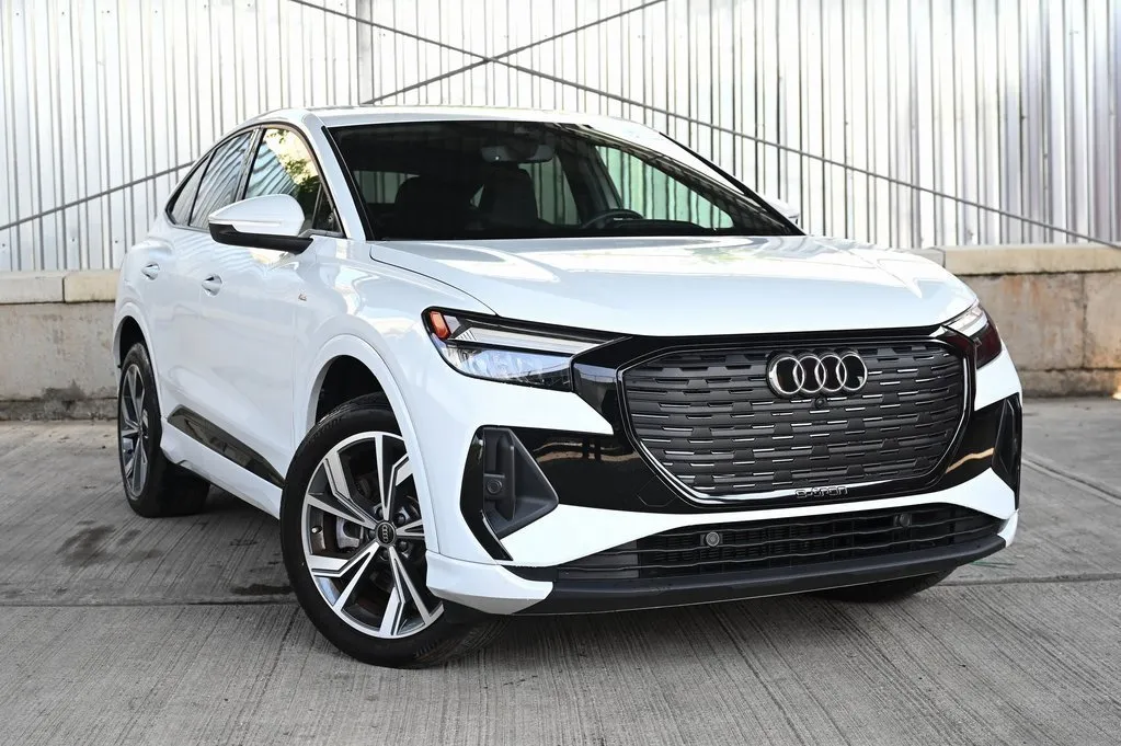 White 2024 Audi Q4 e-tron Sportback Premium for sale in Hillside, NJ