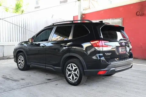 More photos of 2021 Subaru Forester Premium at Luxury Motor Cars, NJ