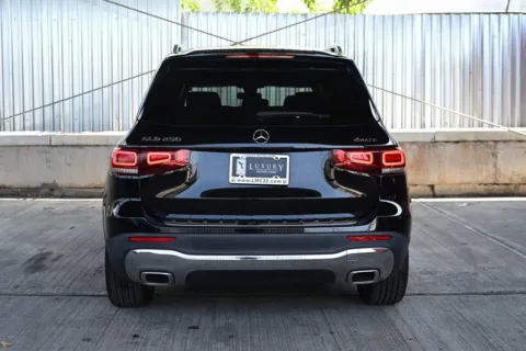 More photos of 2021 Mercedes-Benz GLB 250 at Luxury Motor Cars, NJ