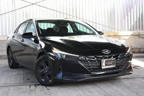 Black 2023 Hyundai Elantra SEL for sale in Hillside, NJ