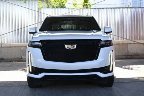 Another view of 2021 Cadillac Escalade ESV Sport for sale in Hillside, NJ at Luxury Motor Cars