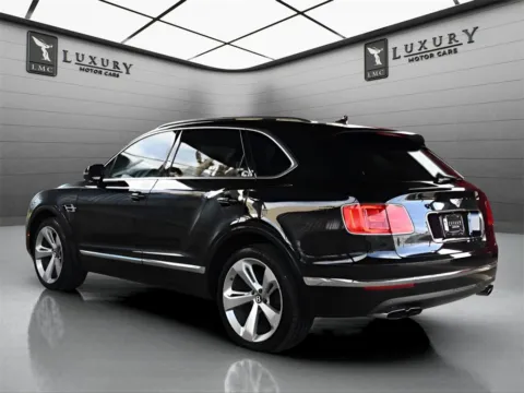 More photos of 2019 Bentley Bentayga V8 at Luxury Motor Cars, NJ