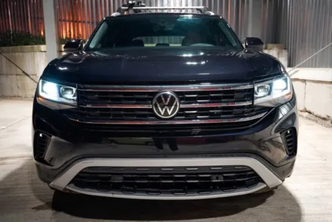 Photos of 2020 Volkswagen Atlas Cross Sport 3.6L V6 SE w/Technology for sale in Hillside, NJ at Luxury Motor Cars