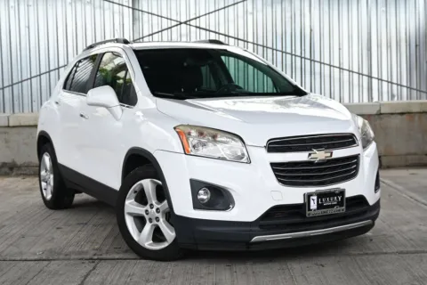 White 2015 Chevrolet Trax LTZ for sale in Hillside, NJ