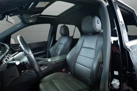 Photos of 2020 Mercedes-Benz GLE 350 for sale in Hillside, NJ at Luxury Motor Cars