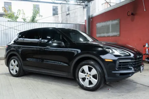 Black 2019 Porsche Cayenne for sale in Hillside, NJ