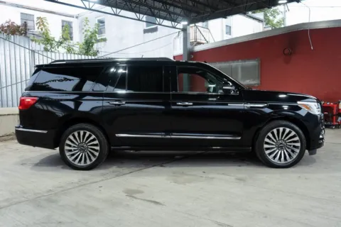 More photos of 2019 Lincoln Navigator L Reserve at Luxury Motor Cars, NJ