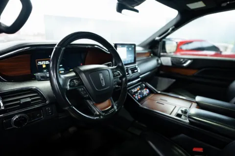 Another view of 2019 Lincoln Navigator L Reserve for sale in Hillside, NJ at Luxury Motor Cars