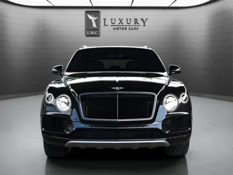 Photos of 2019 Bentley Bentayga V8 for sale in Hillside, NJ at Luxury Motor Cars