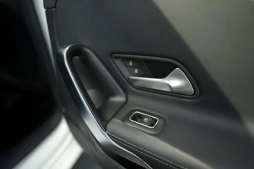 2023 Mercedes-Benz CLA CLA 250 - Photo 29