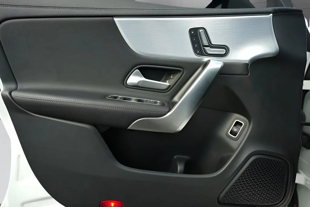 2023 Mercedes-Benz CLA CLA 250 - Photo 23