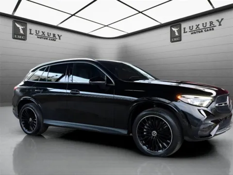 Black 2023 Mercedes-Benz GLC 300 for sale in Hillside, NJ