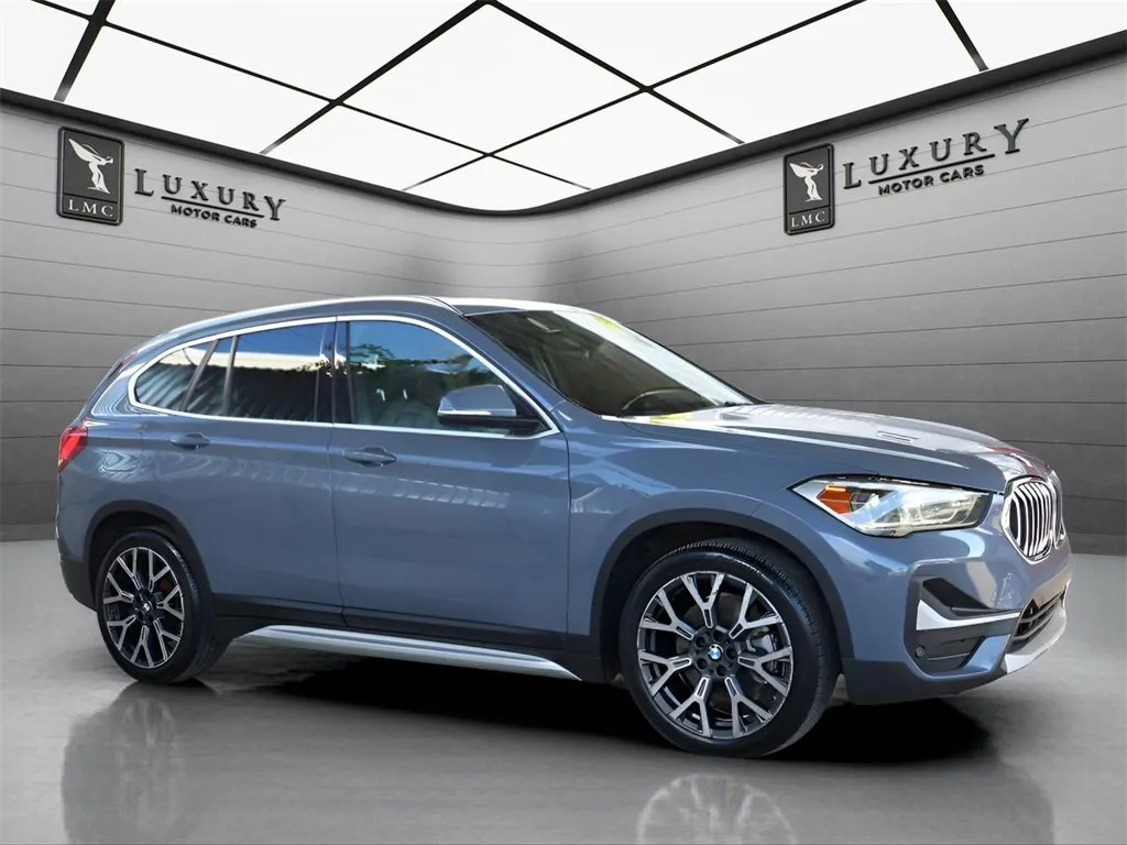 2022 BMW X1 28i