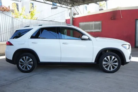 Photos of 2020 Mercedes-Benz GLE 350 for sale in Hillside, NJ at Luxury Motor Cars