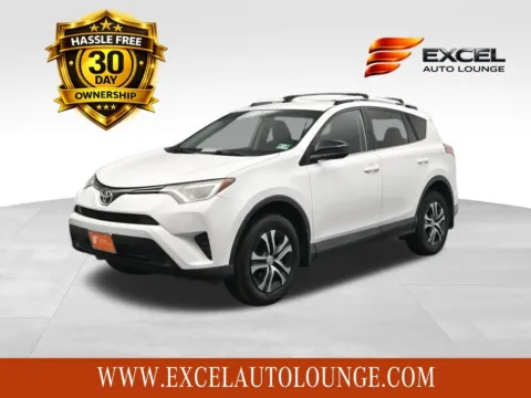 White 2016 Toyota RAV4 LE for sale in Hightstown, NJ
